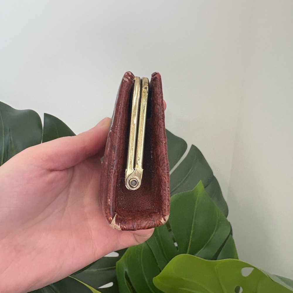 Vtg Leather Kisslock‎ Embossed Patterned Mini Coin Purse - Picture 2 of 10